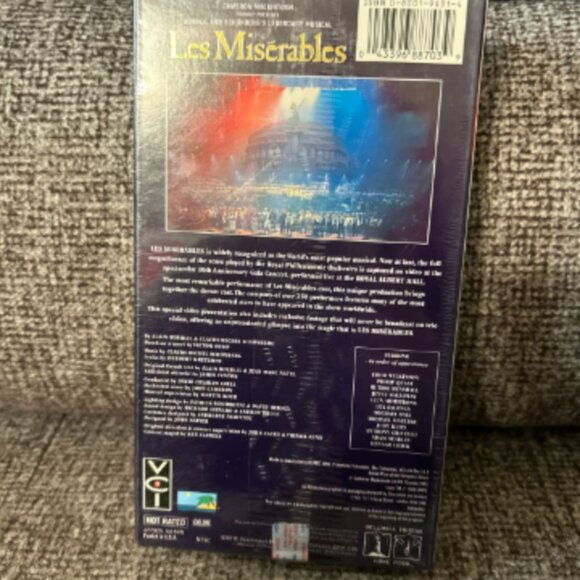 Les Miserables 10th Anniversary Edition (VHS 1996) Brand New Sealed VHS - Picture 2 of 3